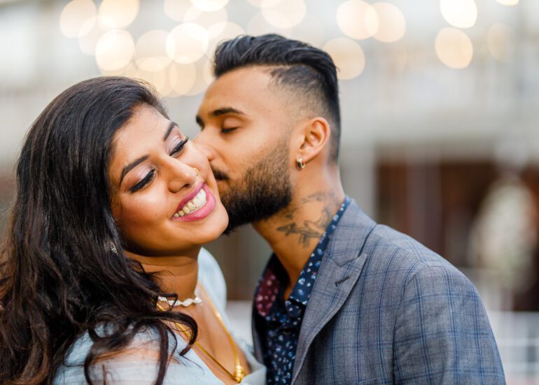 Cinnamon Lakeside wedding