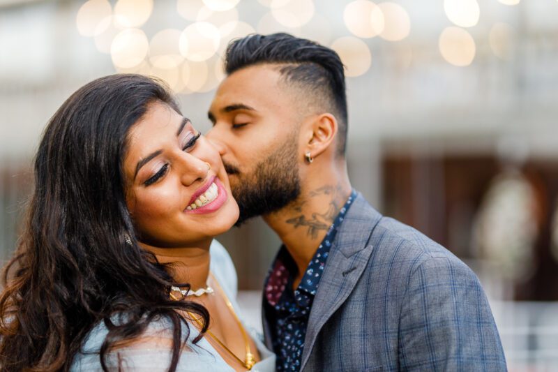 Cinnamon Lakeside wedding