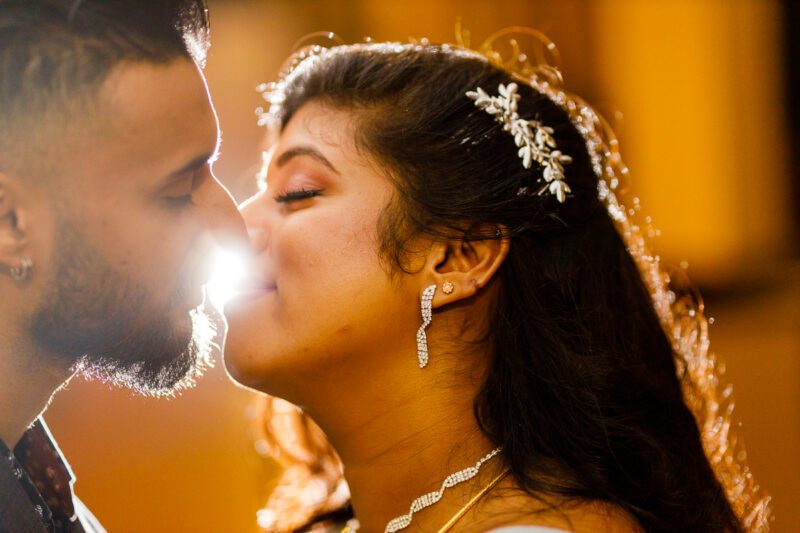 Cinnamon Lakeside wedding